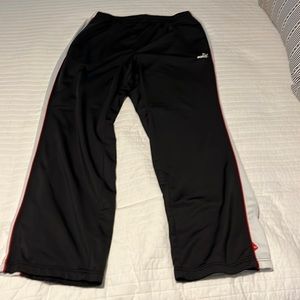 Men’s Puma track pants